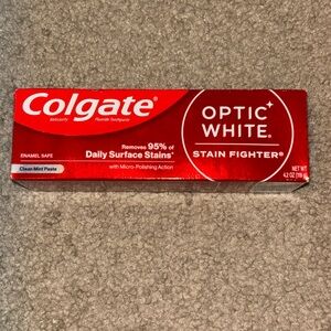Colgate Optic White Stain Fighter Whitening Toothpaste, Clean Mint, 4.2 Oz New